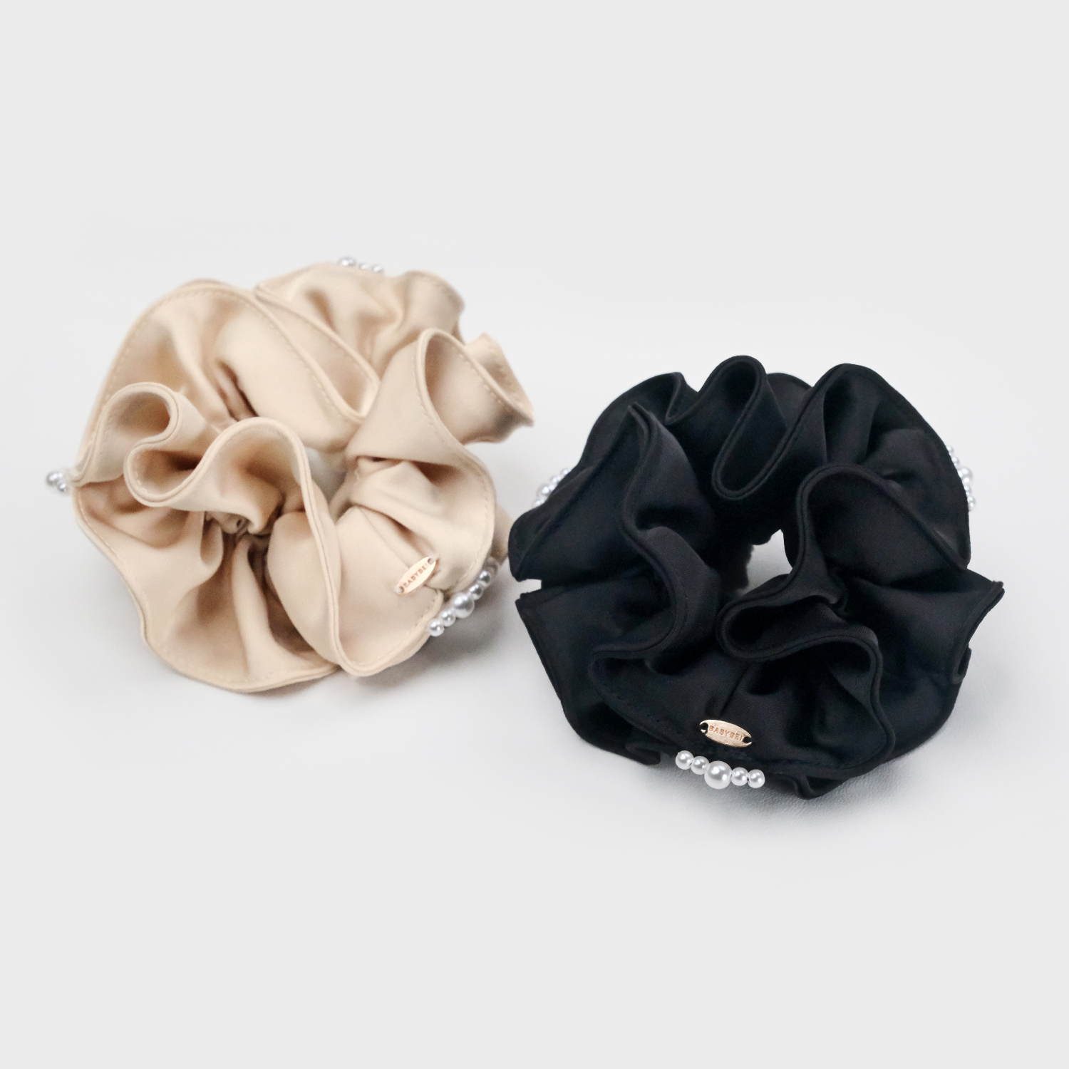 Satin Pearl Medium Scrunchie (2 Layered & Gradient)