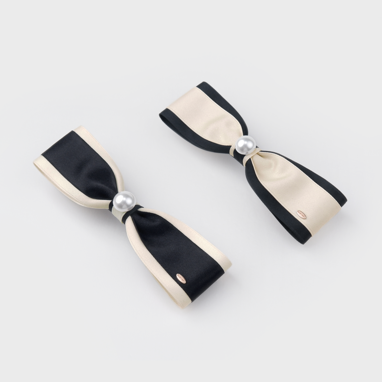 Ribbon Pearl Medium Hair Barrette (Color-blocked & 1 Bead)