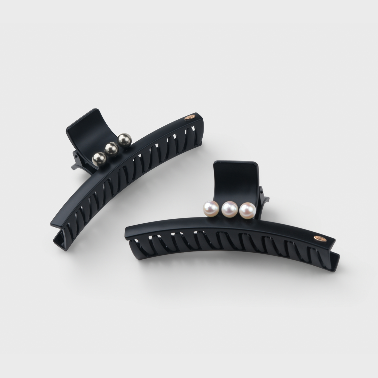Dot Pearl Extra Large Hair Claw (Square & 3 Beads)