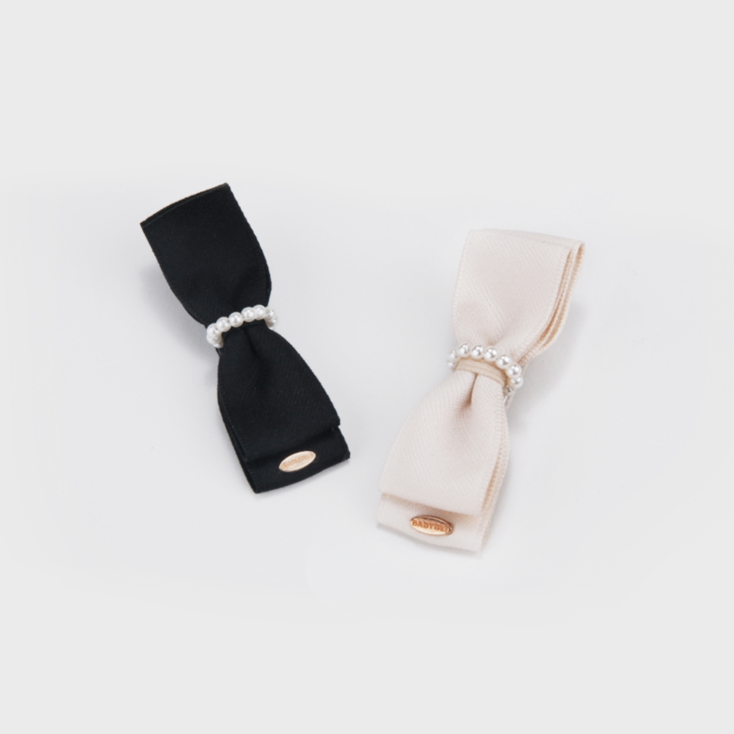 织织珍珠中号鸭嘴夹(包腰单串珠)