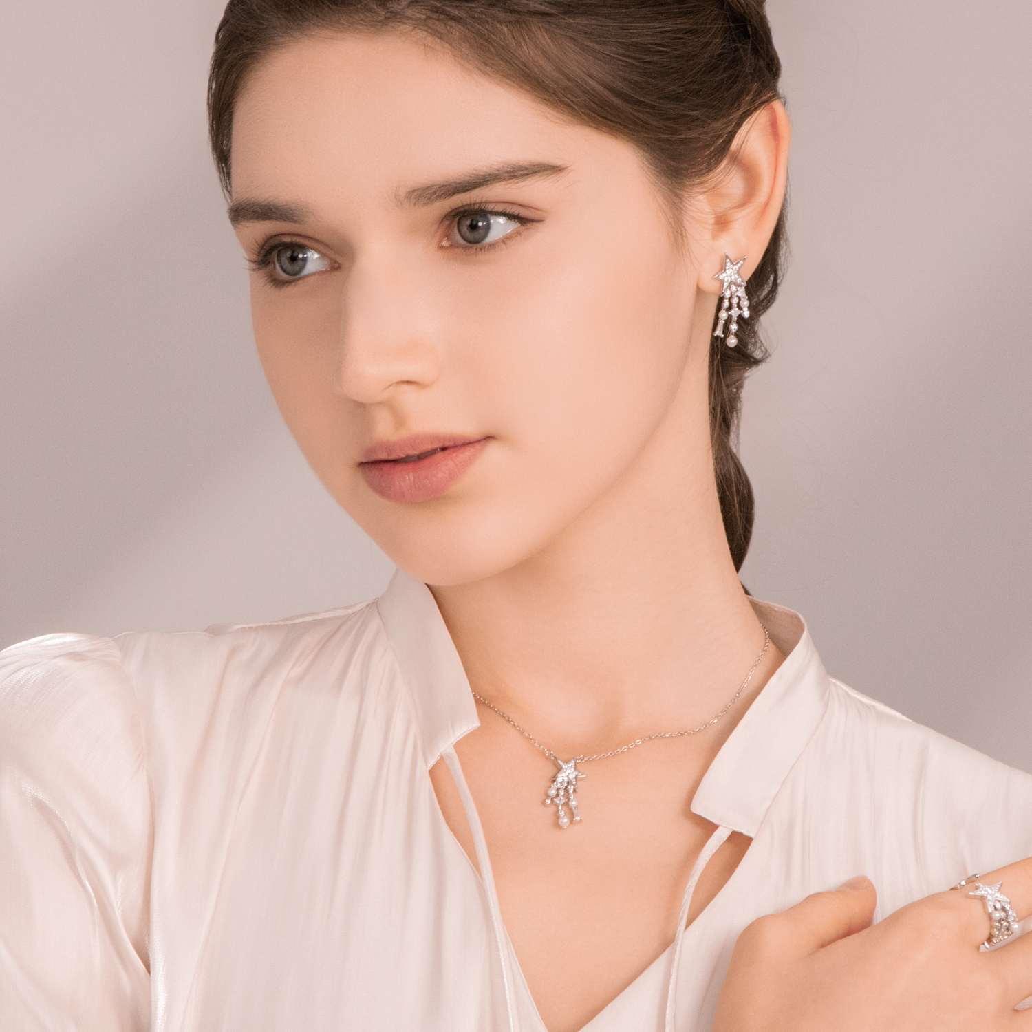 Shooting Star Pendant Necklace