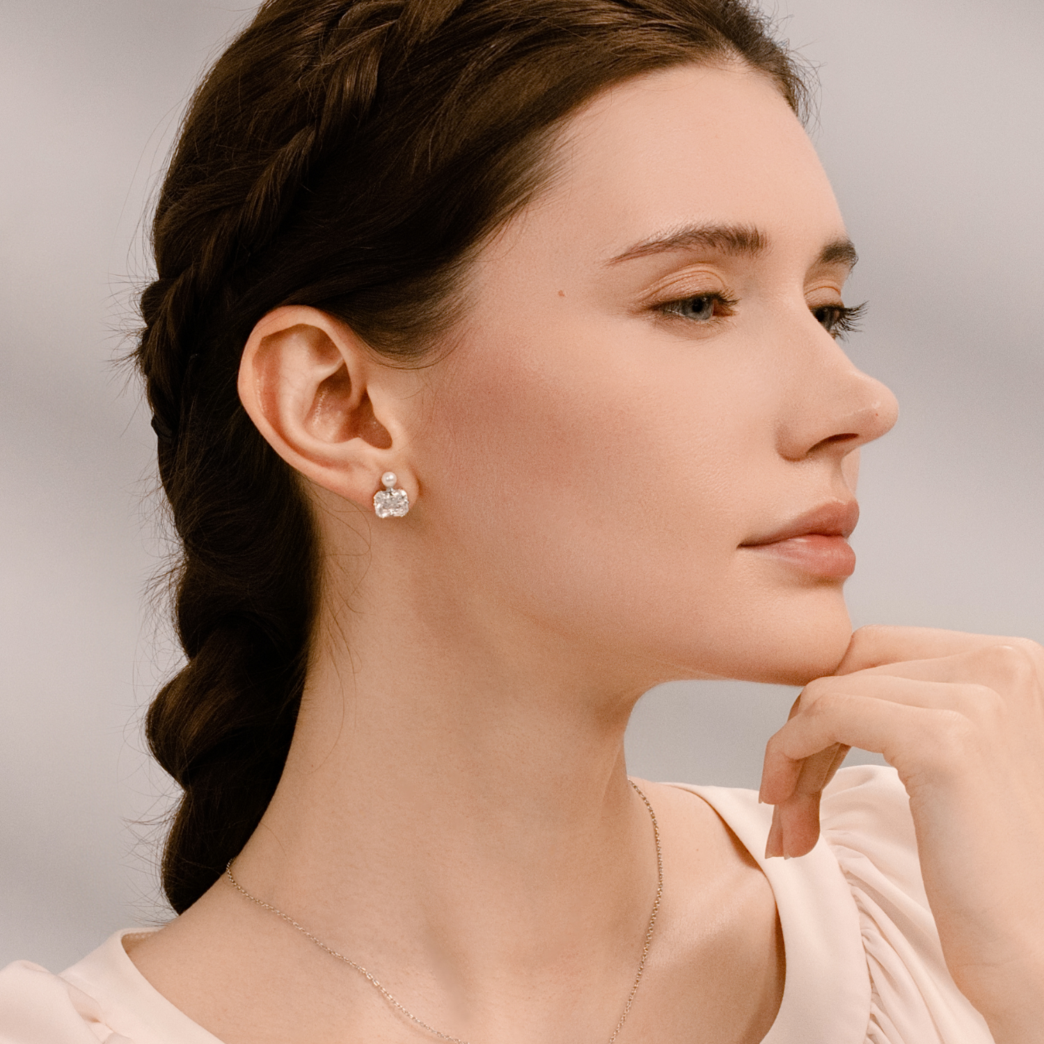 Dew Scent Stud Earrings