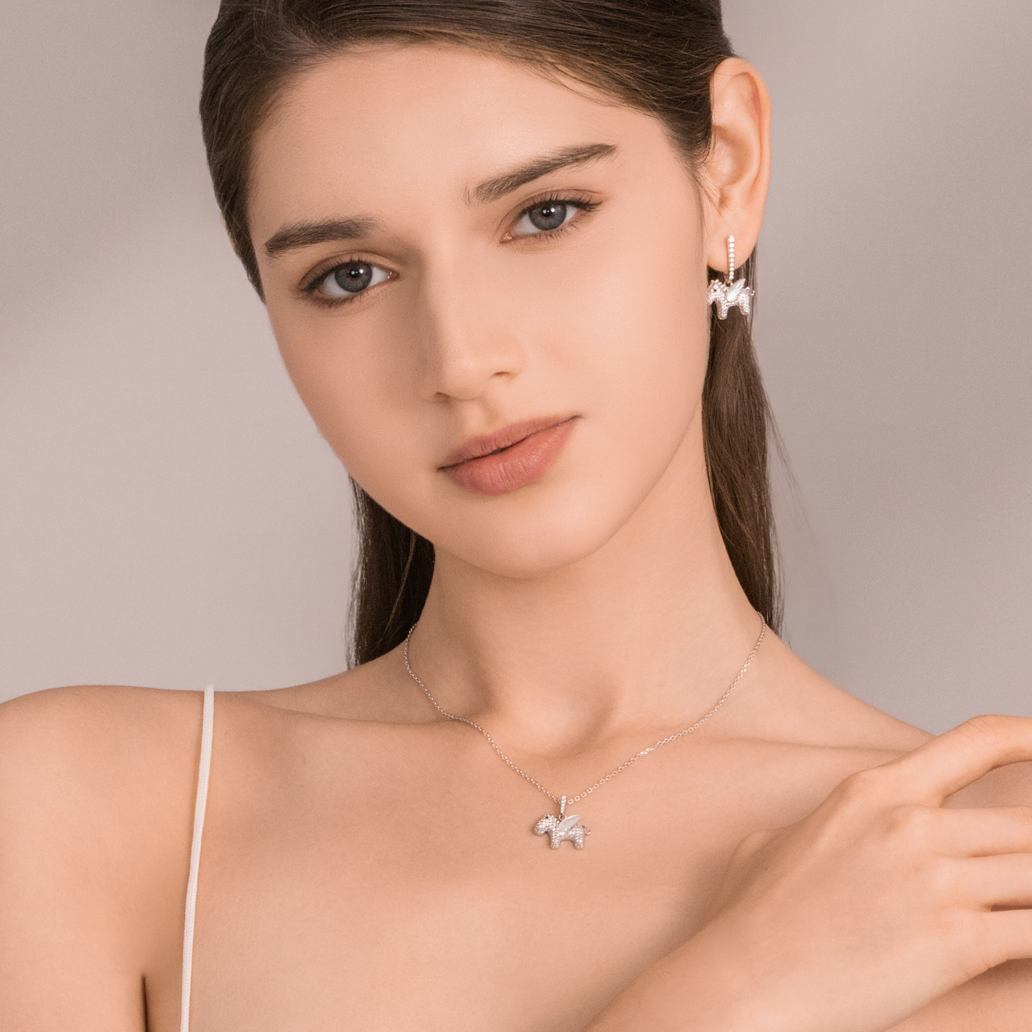 Pony Pendant Necklace