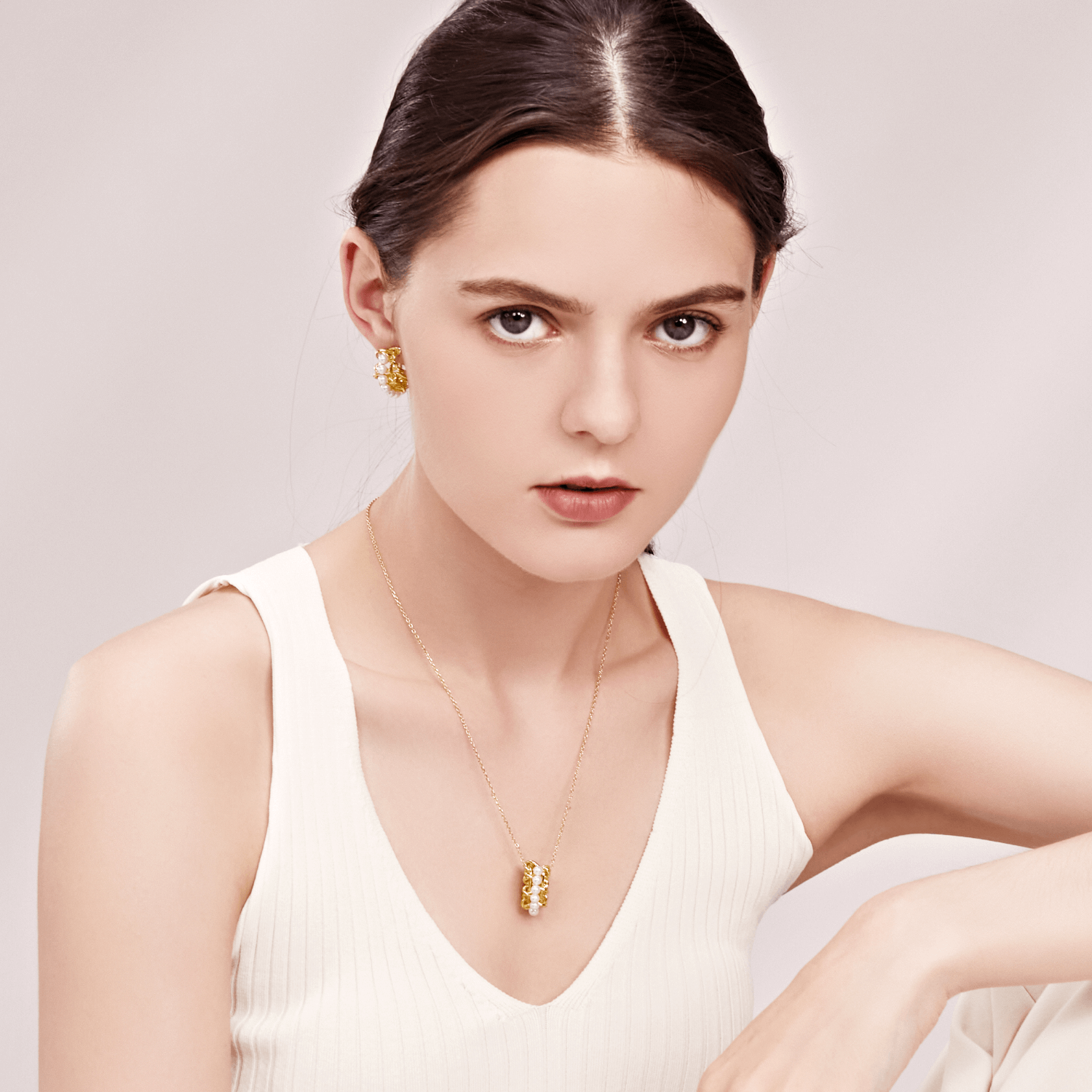 Knitting Pendant Necklace