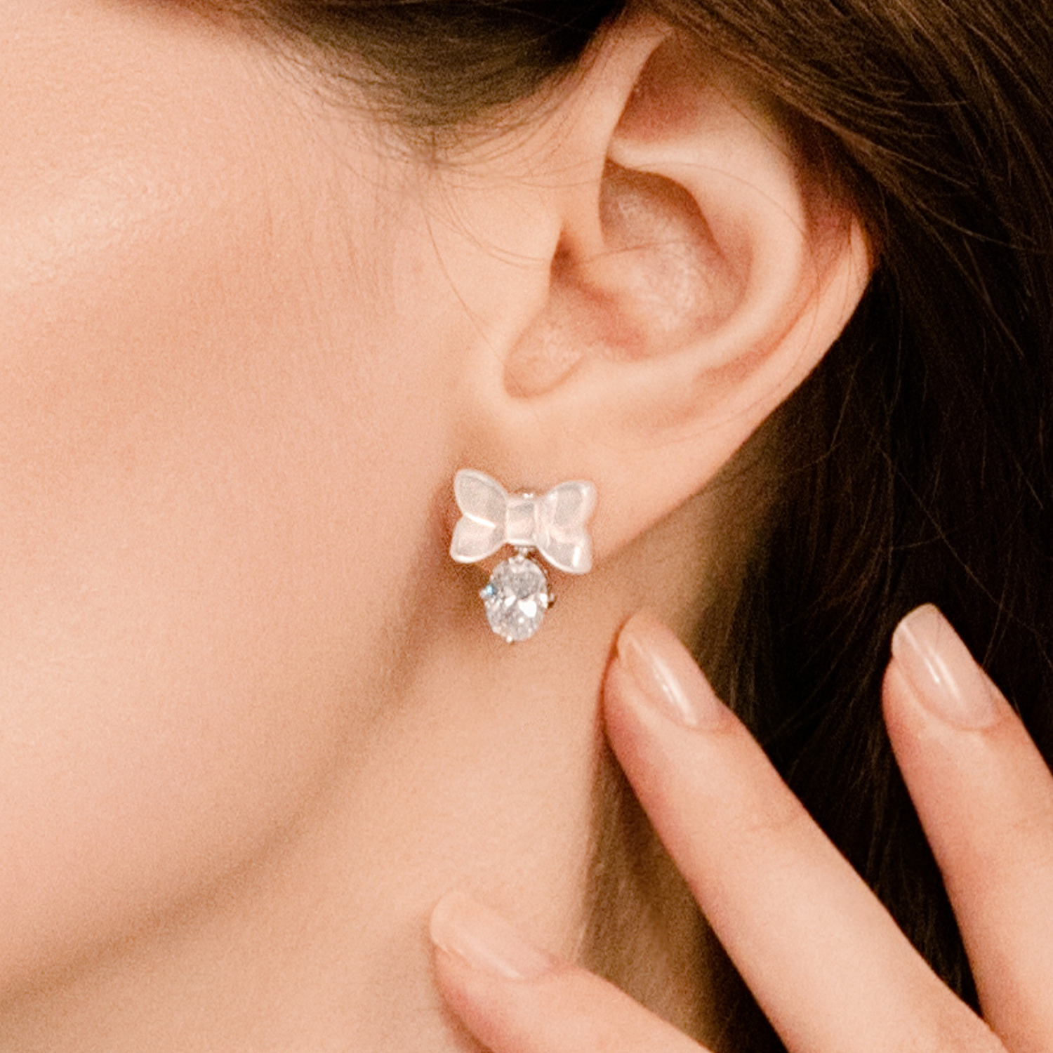 White Romance Stud Earrings