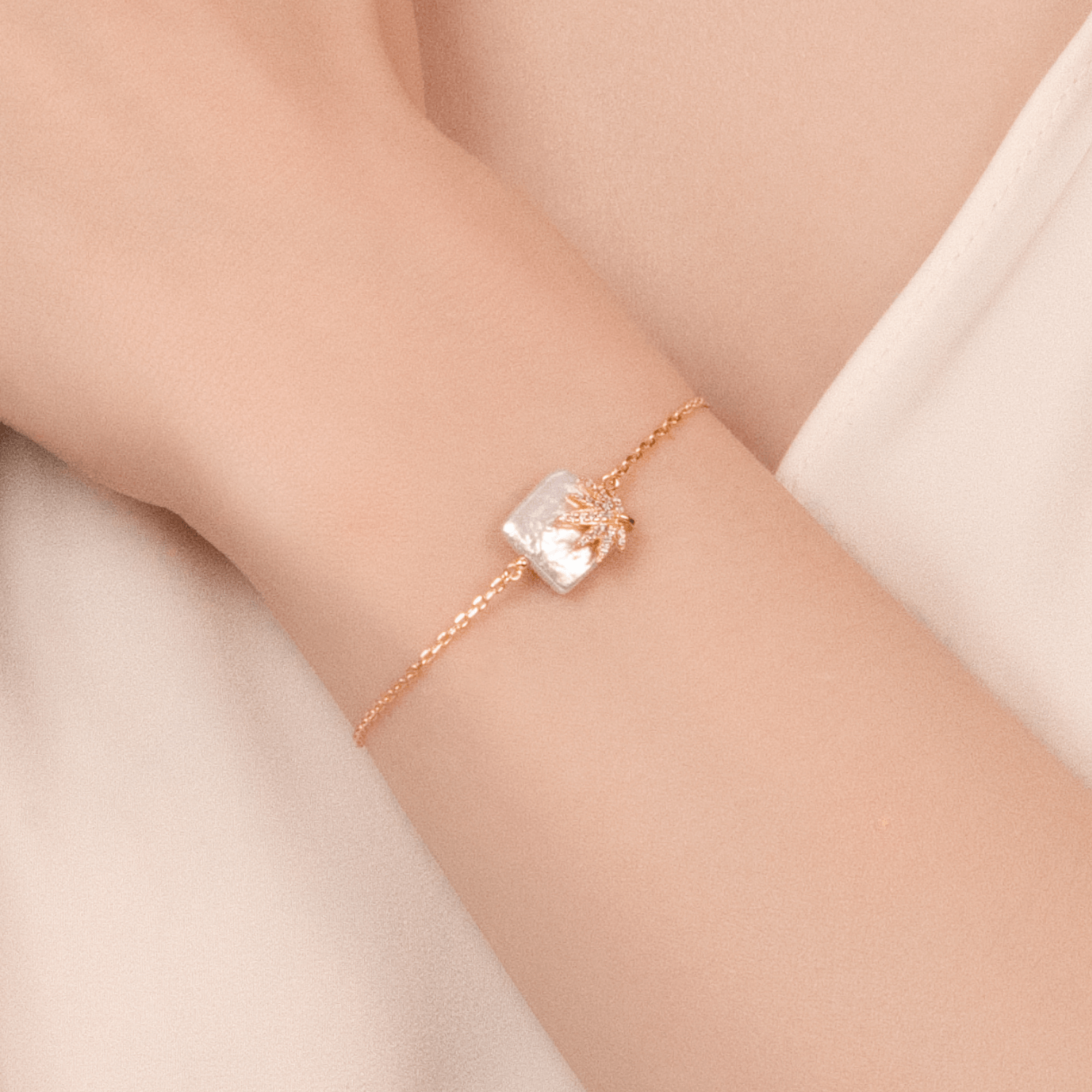 Palm Leaf Pave Bracelet