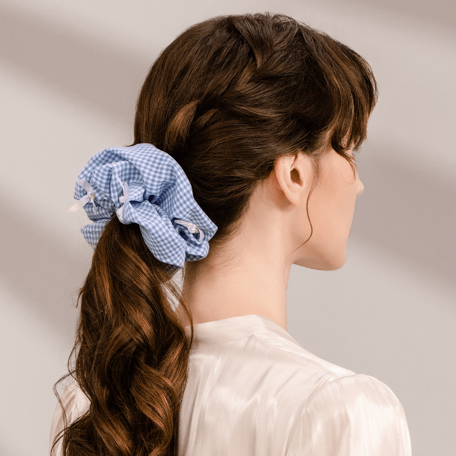 Plaid Pearl Large Scrunchie (5 Bows & 5 Beads)