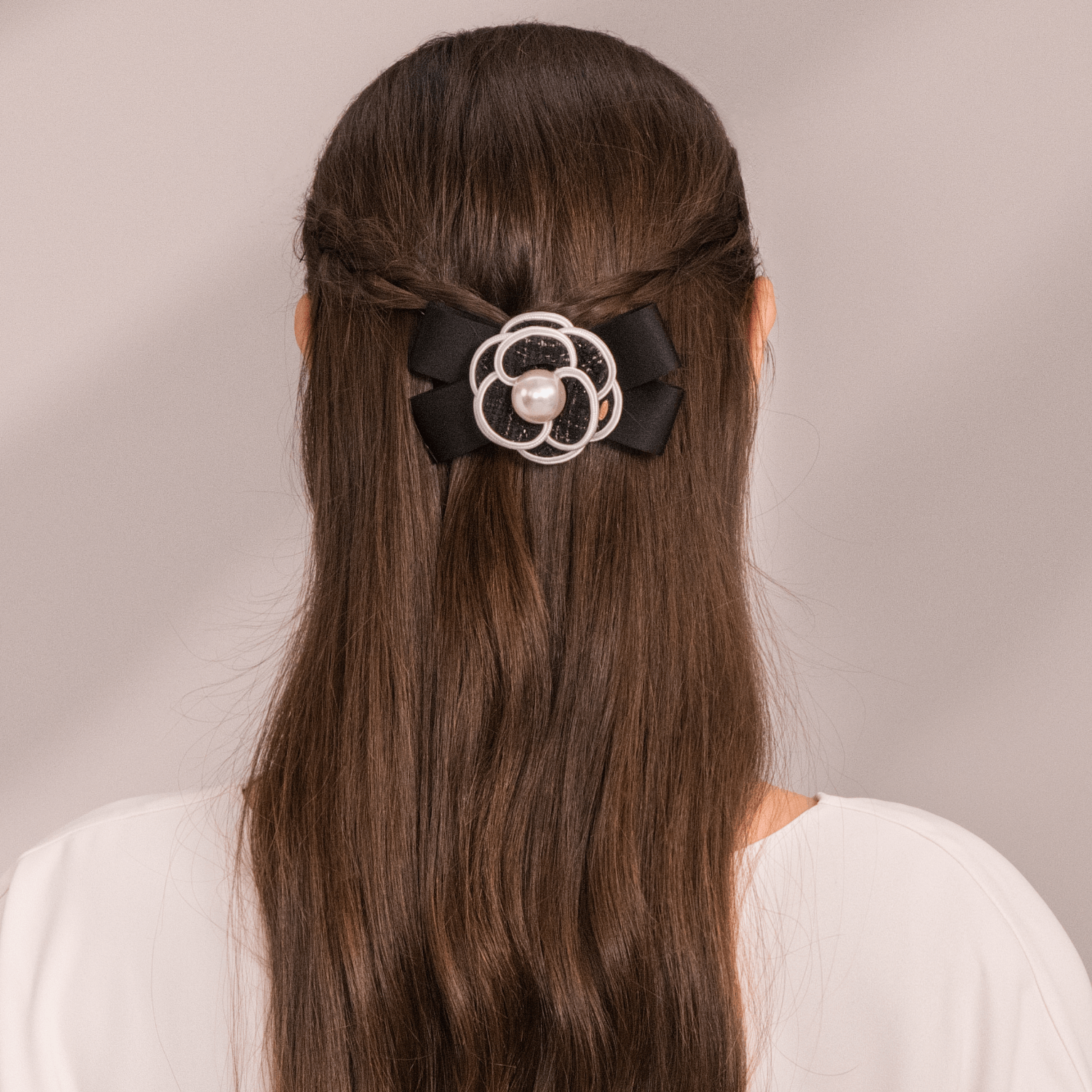 Camellia Pearl Medium Hair Barrette (Bow & 1 Bead)