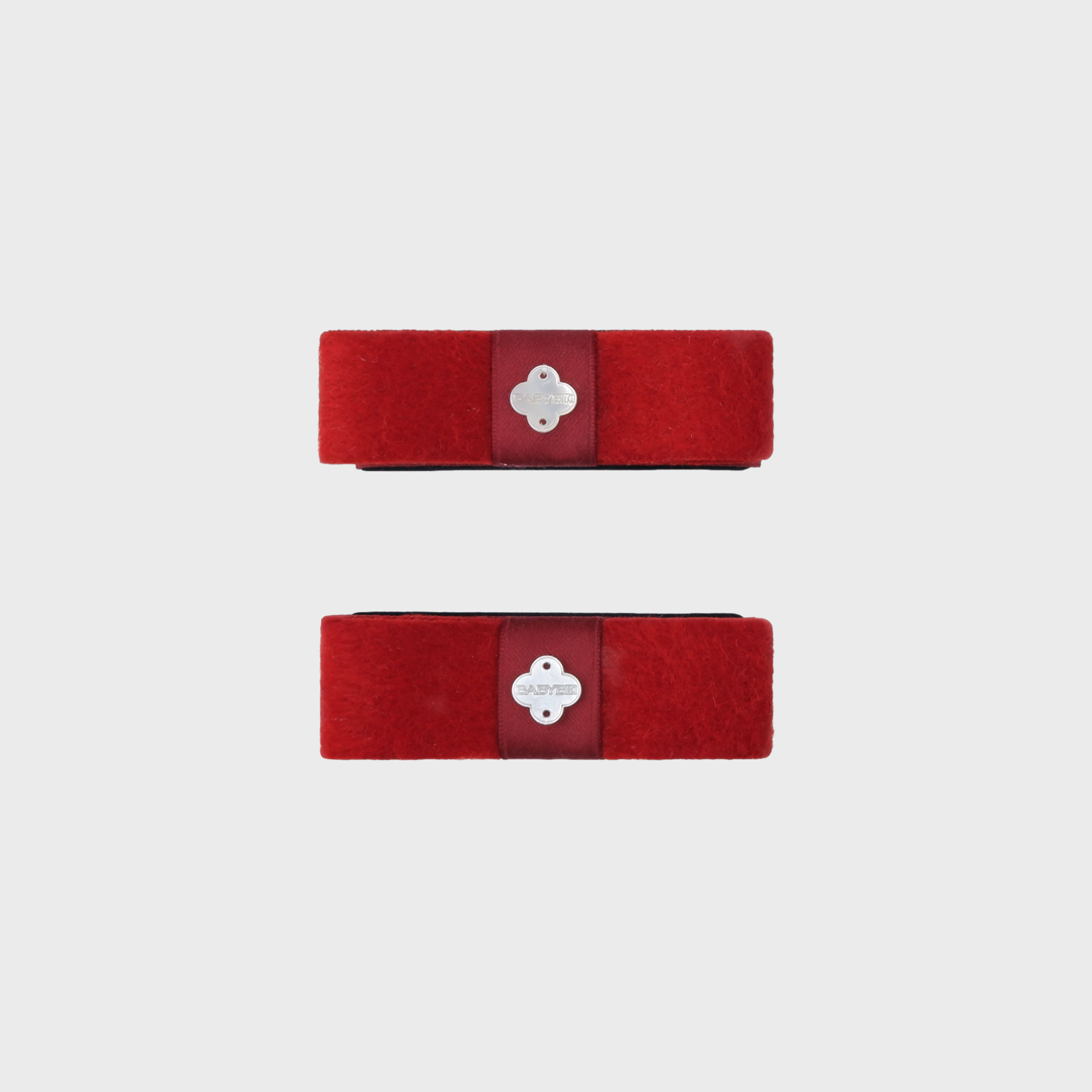 Fuzz Shell Medium Snap Clips (2 Layered & Clover-shaped)