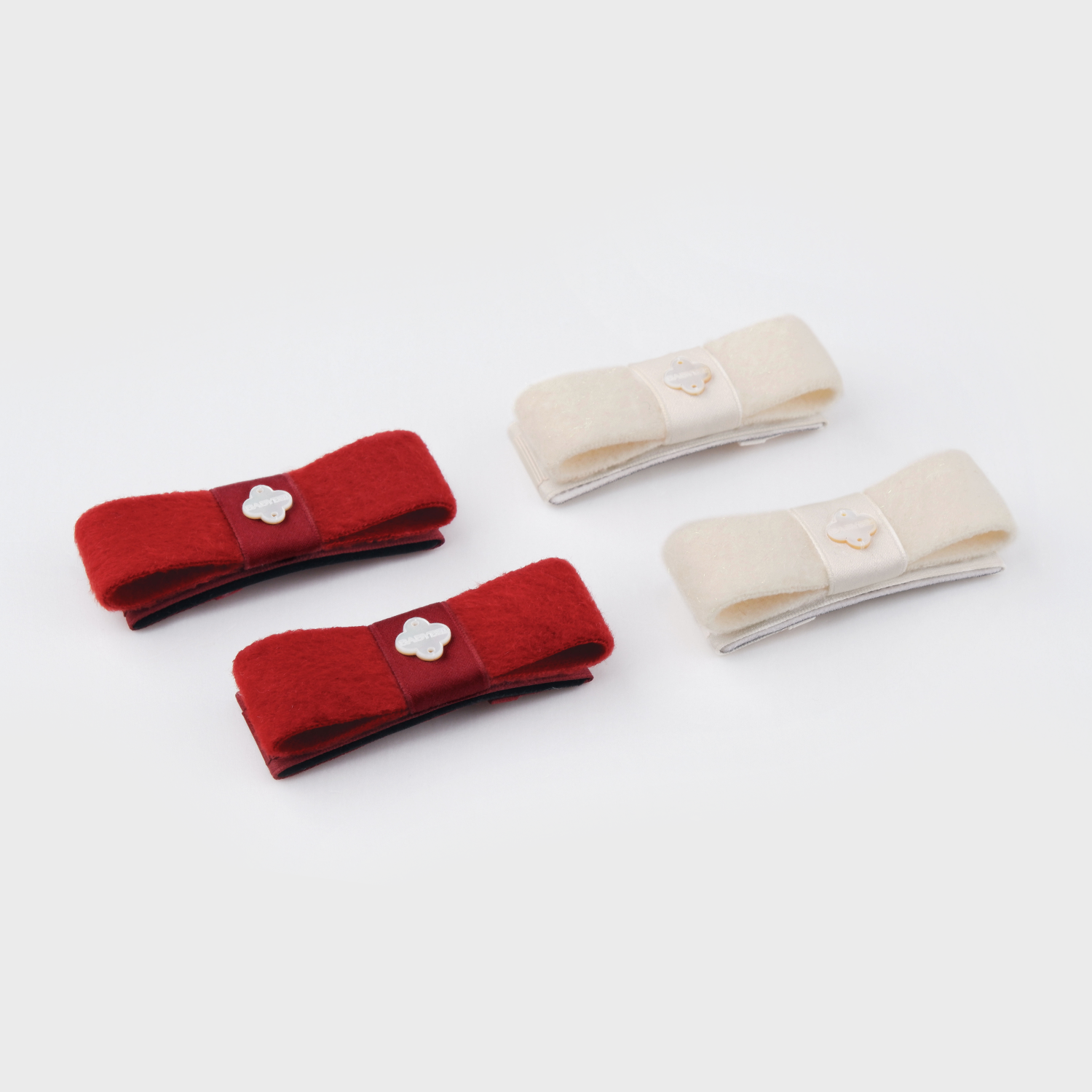 Fuzz Shell Medium Snap Clips (2 Layered & Clover-shaped)