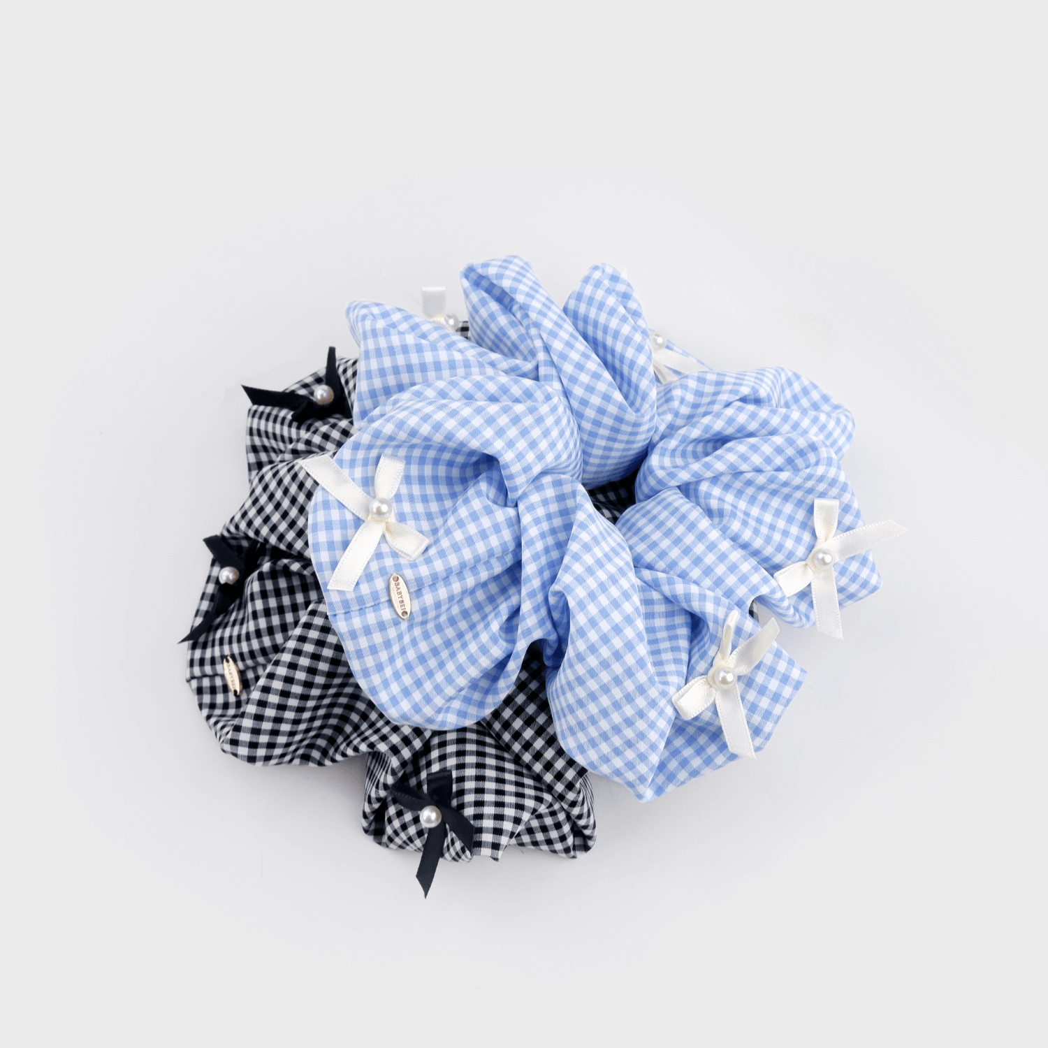 Plaid Pearl Large Scrunchie (5 Bows & 5 Beads)