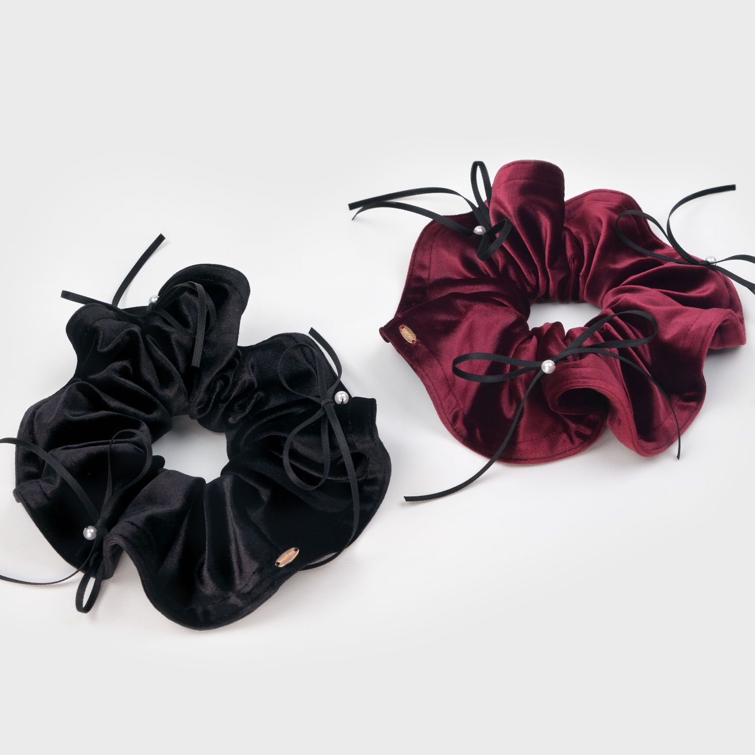 絨絨珍珠大腸髮圈（三蝴蝶三珠）