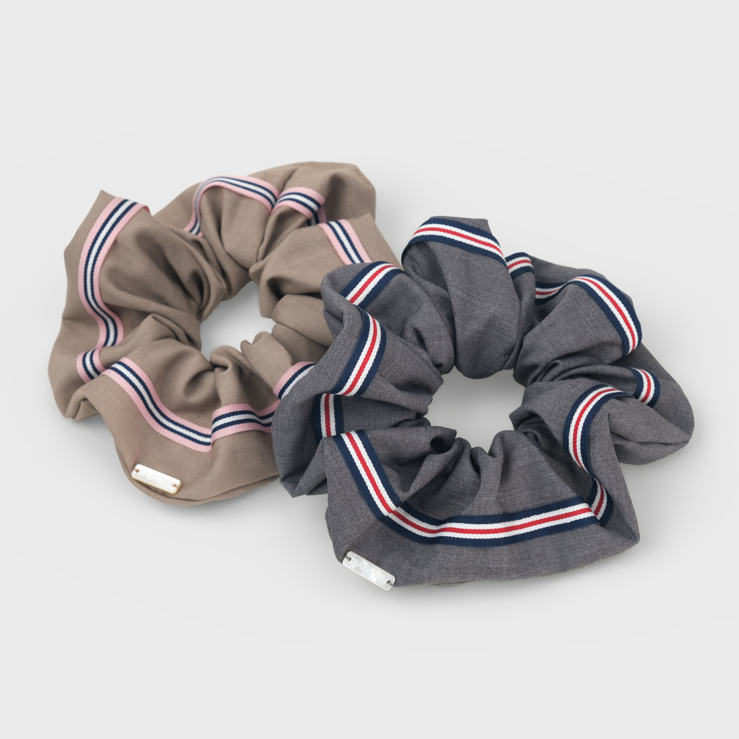 Suiting Shell Large Scrunchie (Striped & Rectangle)