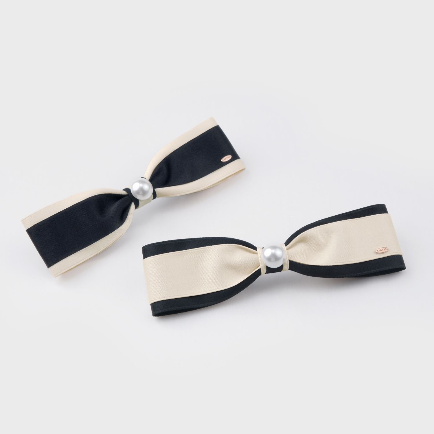 Ribbon Pearl Medium Hair Barrette (Color-blocked & 1 Bead)