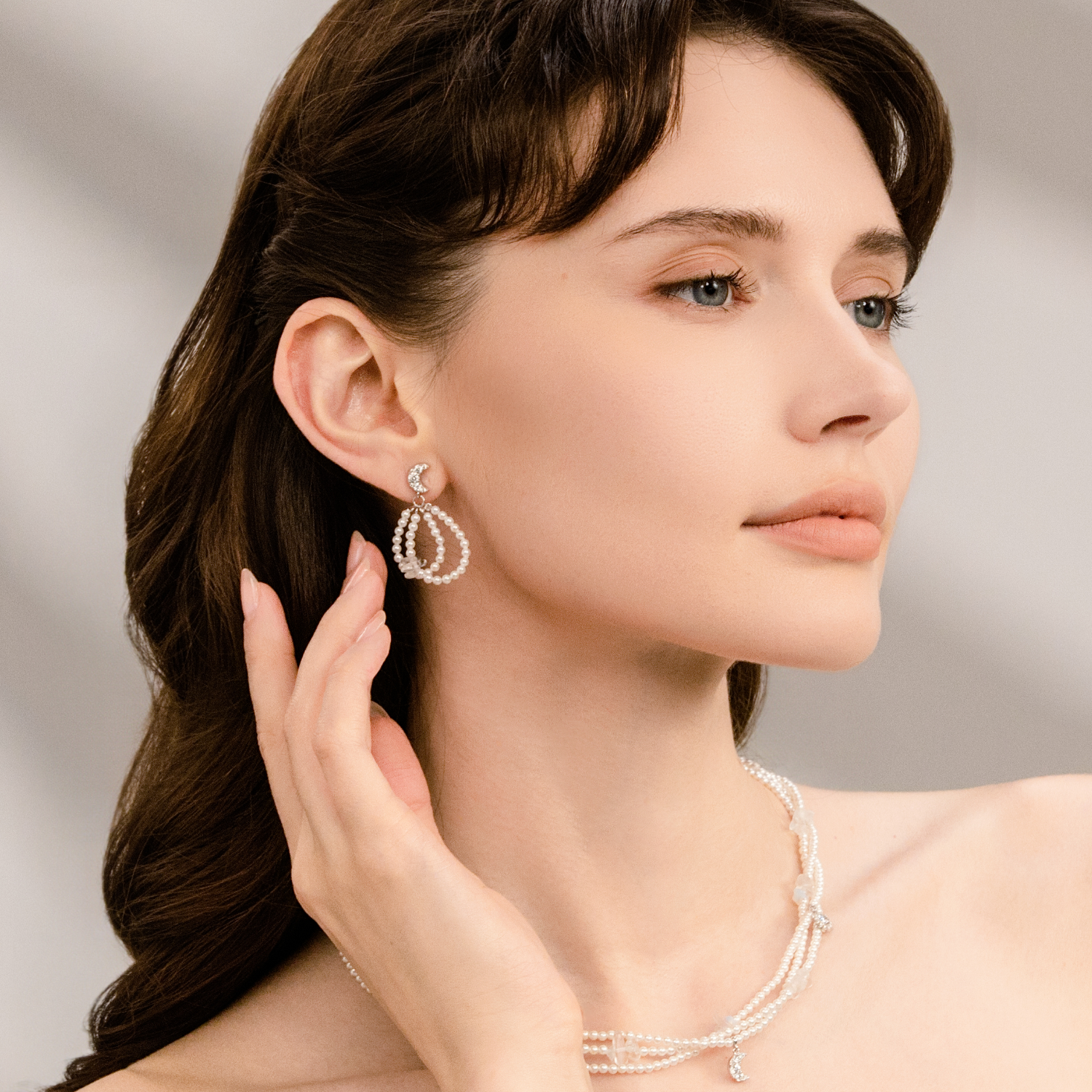 Moon Drop Earrings (Soluna)