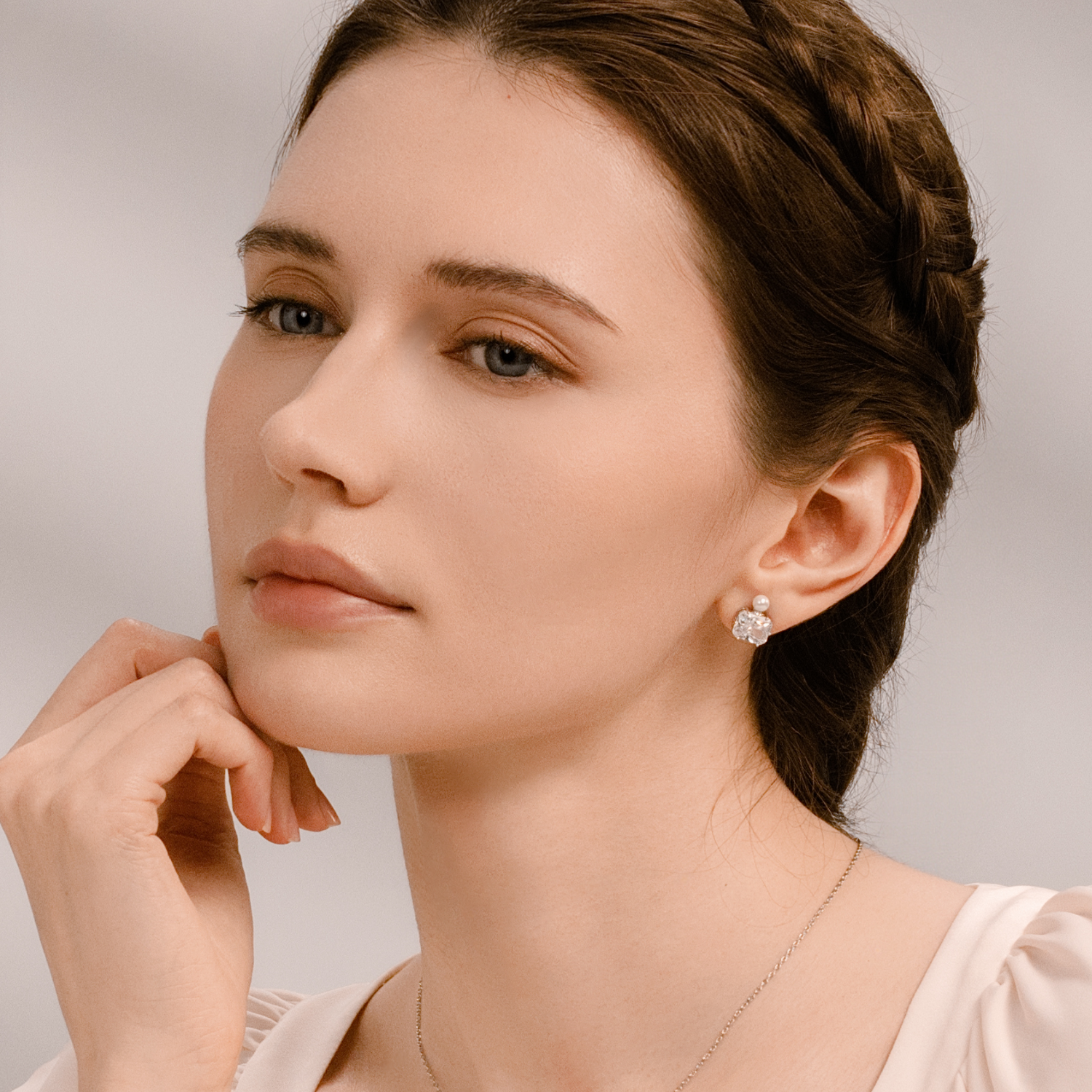 Dew Scent Stud Earrings