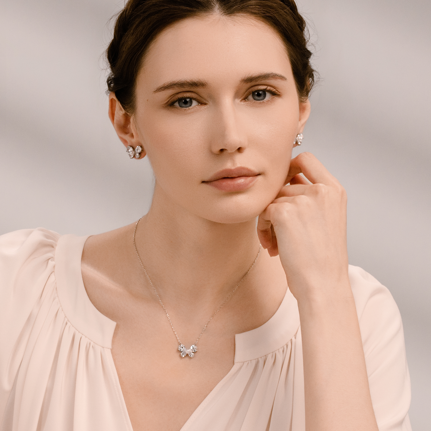 Wishful Butterfly Pendant Necklace (Drop Zircon)