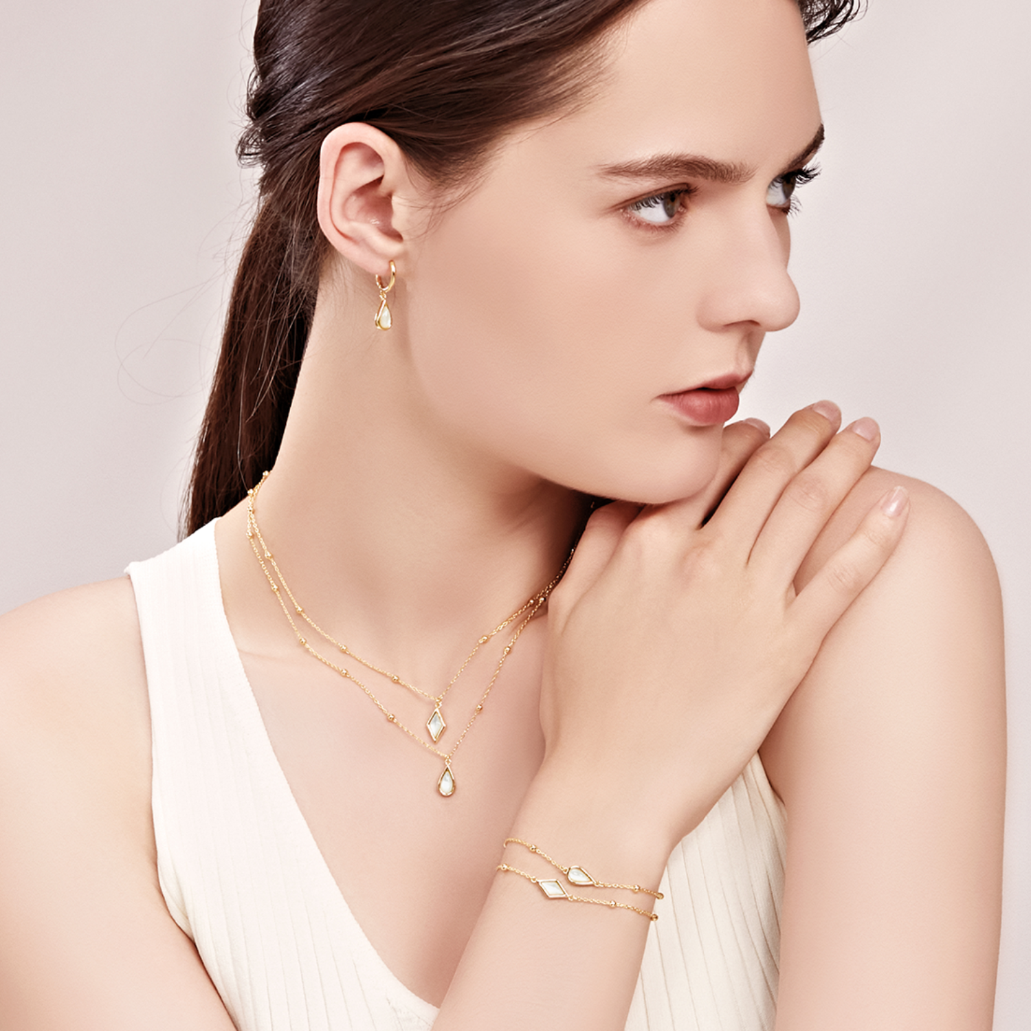 Little Golden Beans Inlaid Bracelet