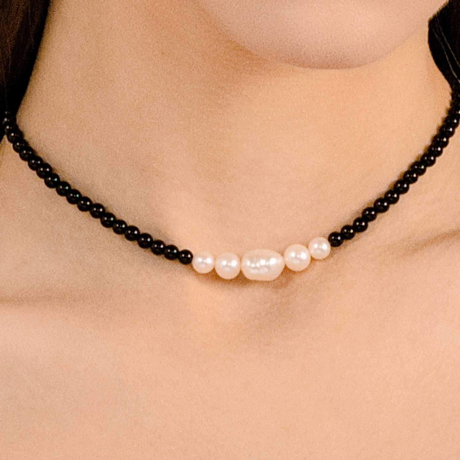 Ink Cloud Beaded Necklace (Gradual)