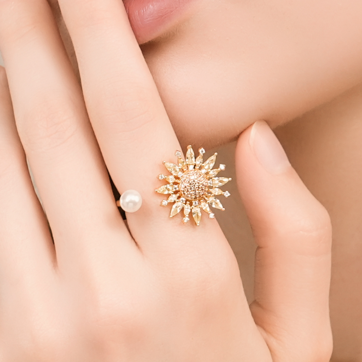 Sunflower Pave Ring (Single)
