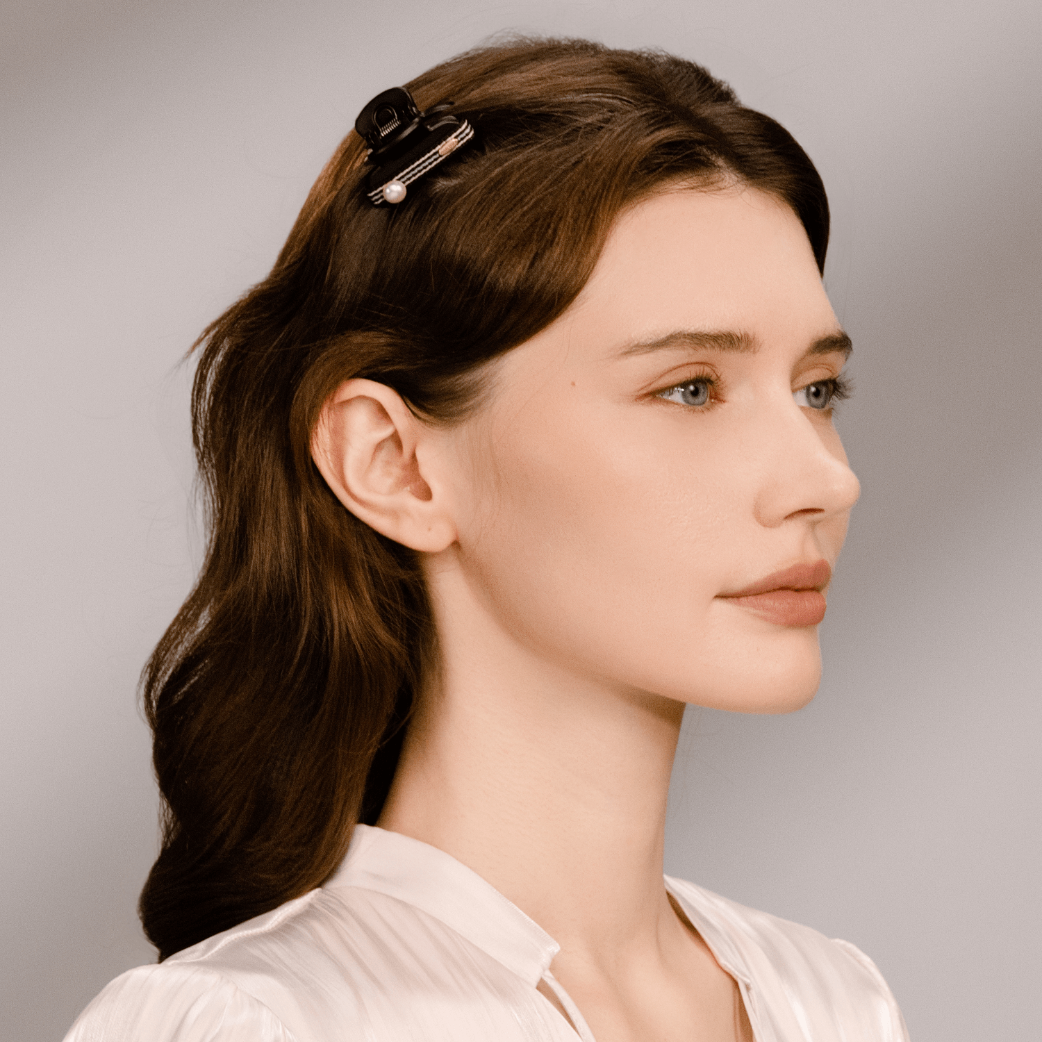 Ribbon Pearl Small Hair Claws (3 Stripes & 1 Bead)