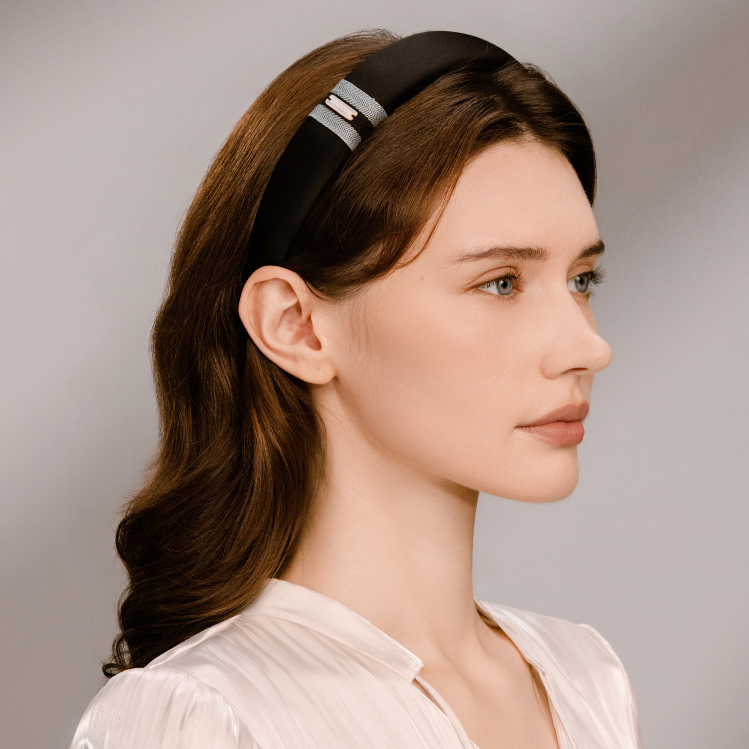 絲絲母貝寬版髮箍（三橫長方貝）