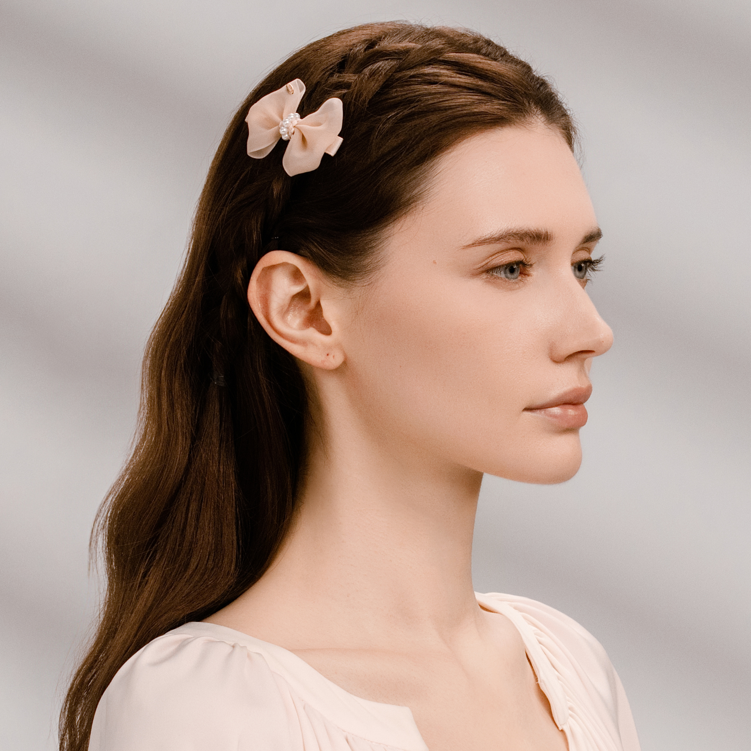 Organza Pearl Medium Hair Clips (1 Bow & 1 Strand)