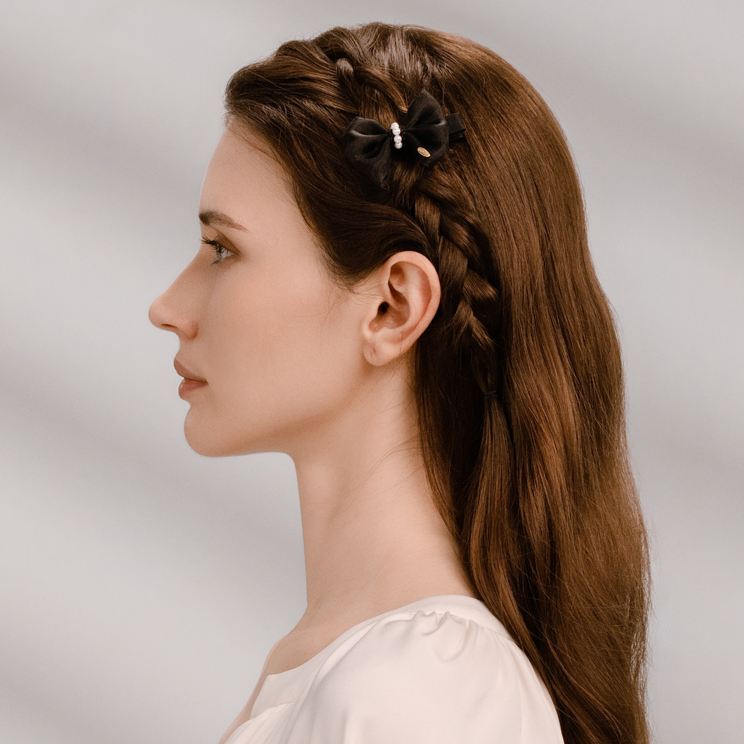 Organza Pearl Medium Hair Clips (1 Bow & 1 Strand)