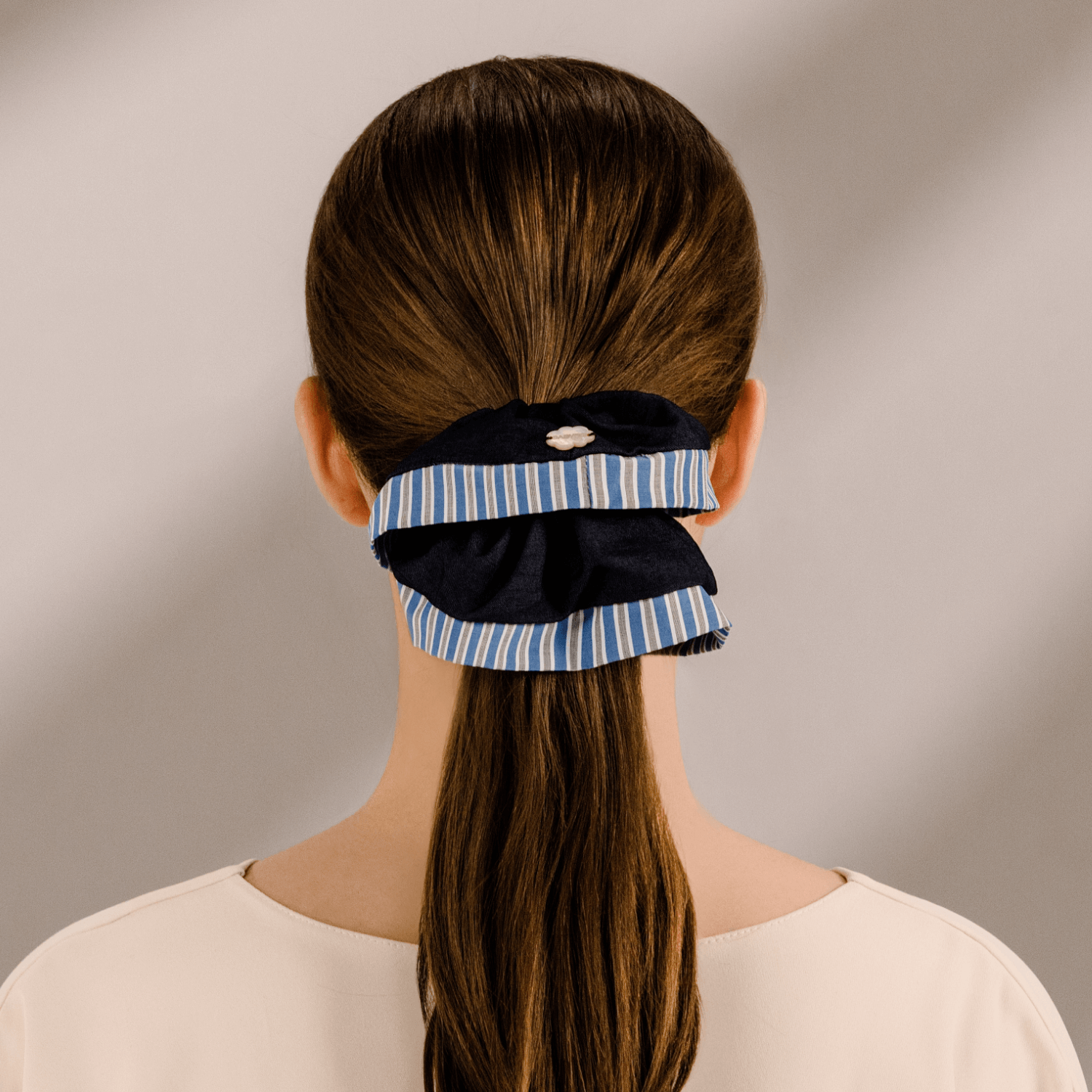 Stripe Shell Extra Large Scrunchie (Color-blocked & Cloud)