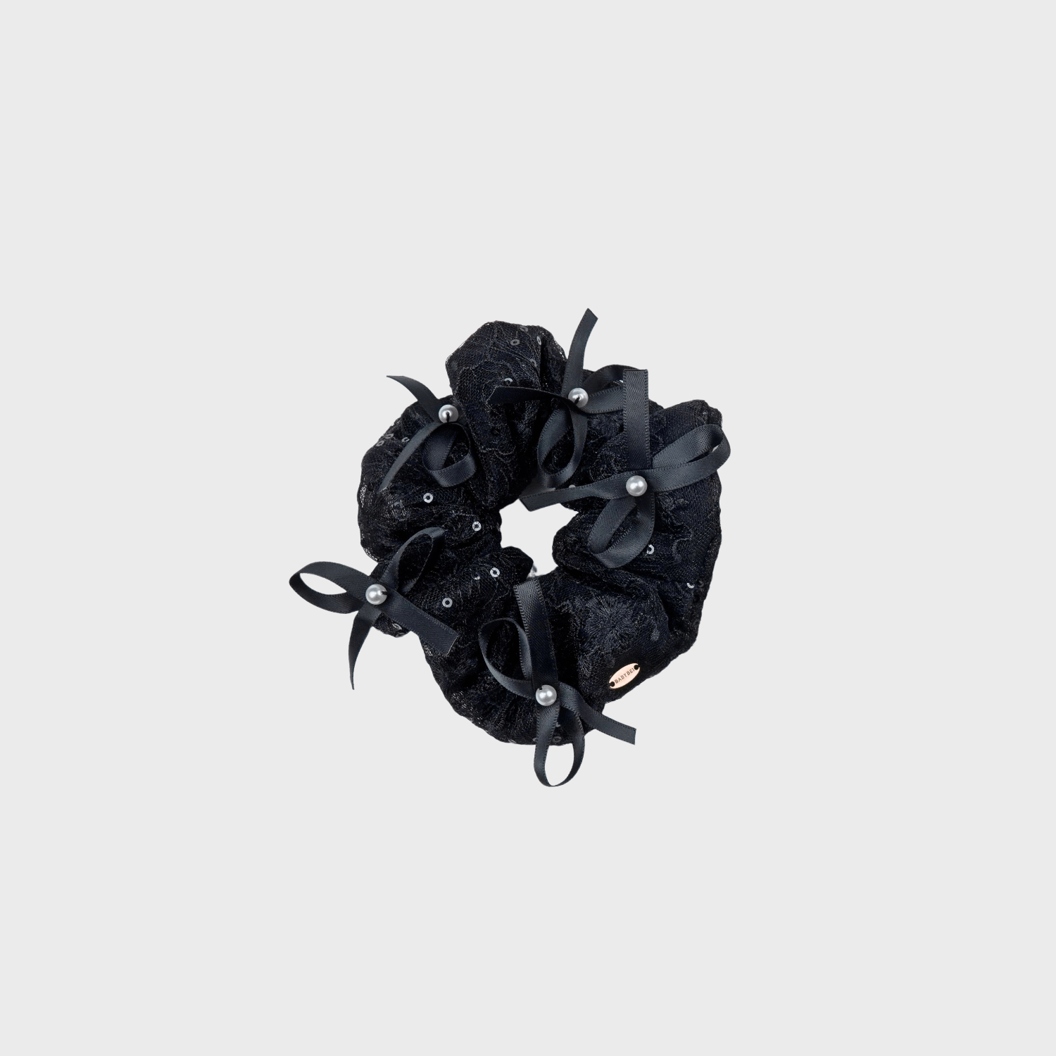 Embroidered Pearl Large Scrunchie (5 Bows & 5 Beads)